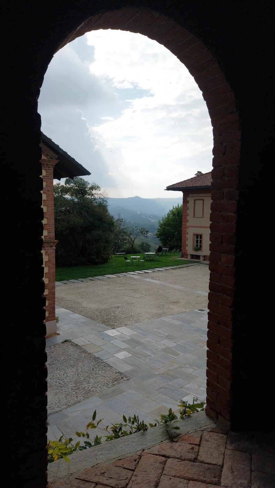 Tenuta Montanello B&B Castiglione Falletto Kültér fotó