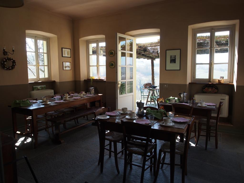 Tenuta Montanello B&B Castiglione Falletto Kültér fotó